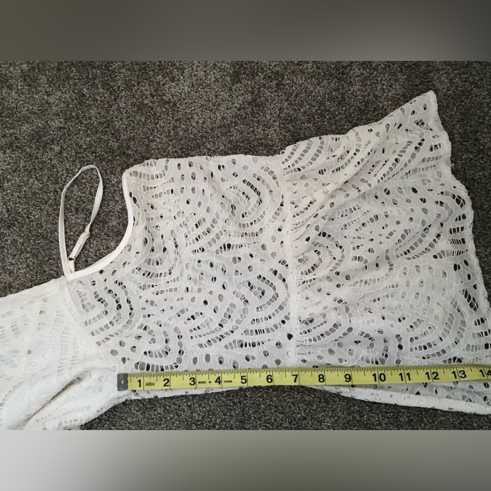 Lilly Pulitzer Alanna Dress in Marine Tropic Lace Resort White Size Medium - Picture 15 of 16